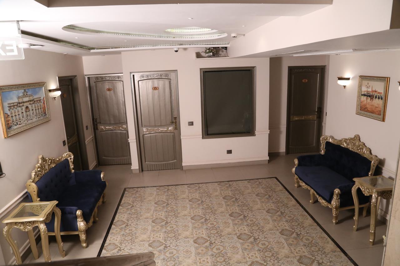 Hotel Posh Чандигарх Экстерьер фото